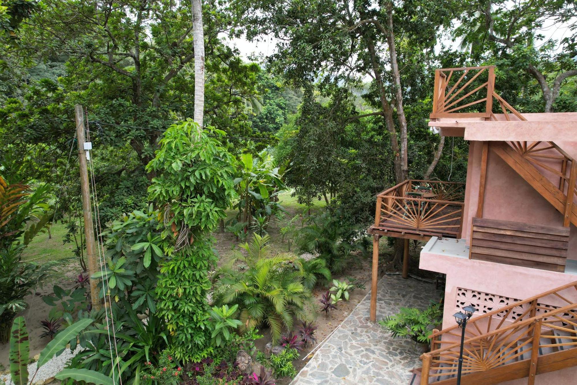 Salvia Madre Hotel Guachaca Buitenkant foto
