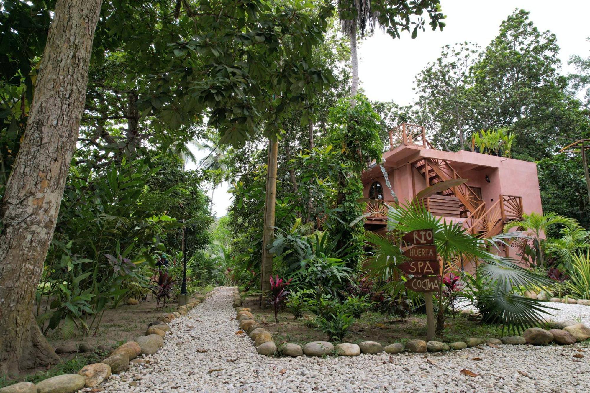 Salvia Madre Hotel Guachaca Buitenkant foto